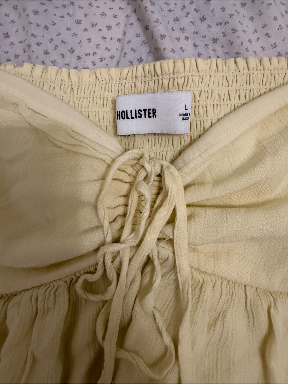 Summer- Hollister Pale Yellow Strapless Ruffle Tie Front Crop Top - Picture 6 of 6